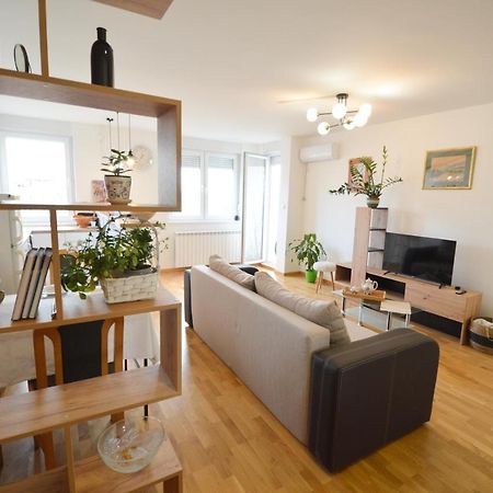 Shine24 - Spacious And Bright Apartment - New Novi Sad Exterior foto