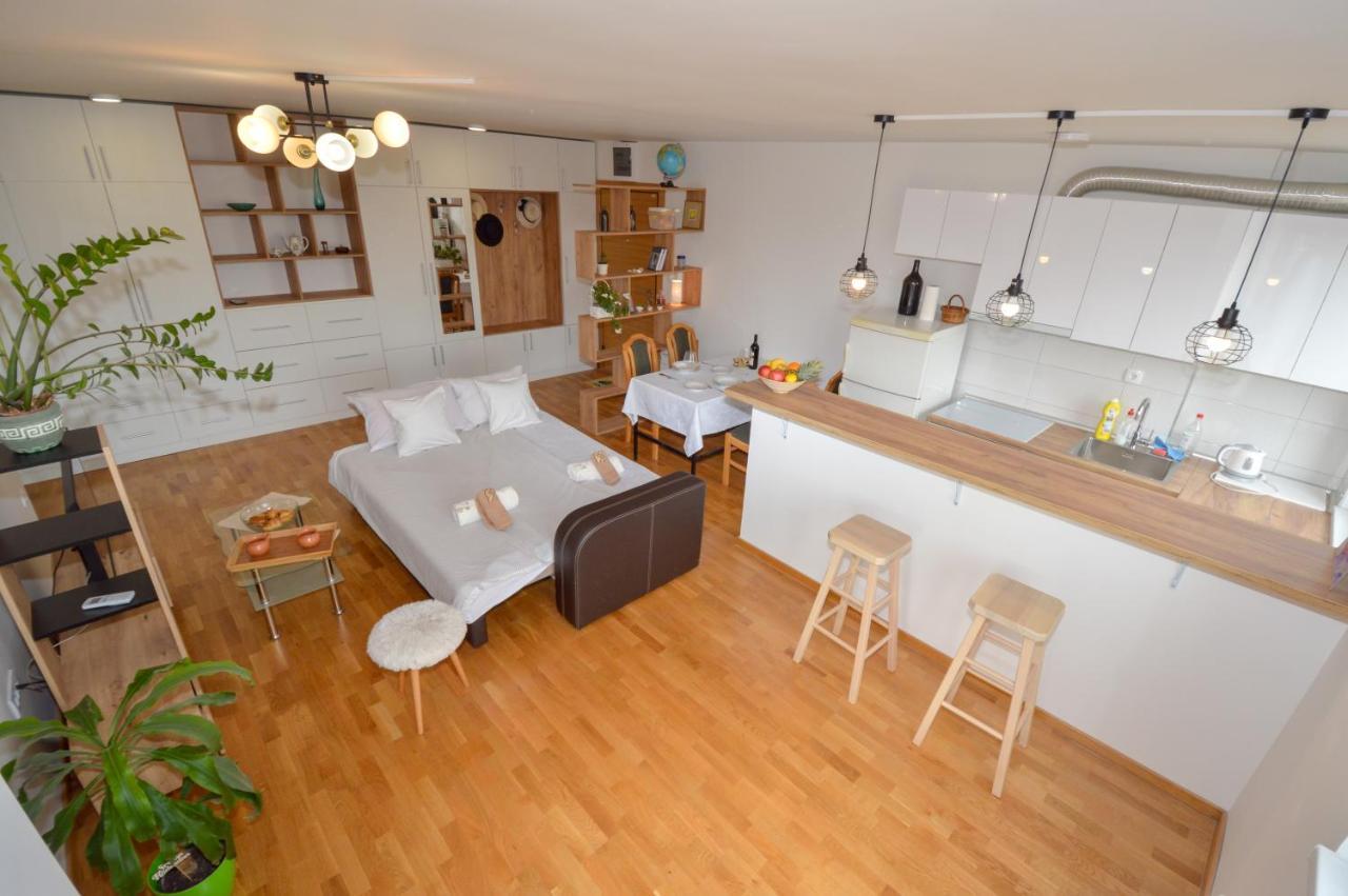 Shine24 - Spacious And Bright Apartment - New Novi Sad Exterior foto